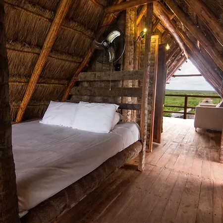 Bambu Gran Palas Hostal Party